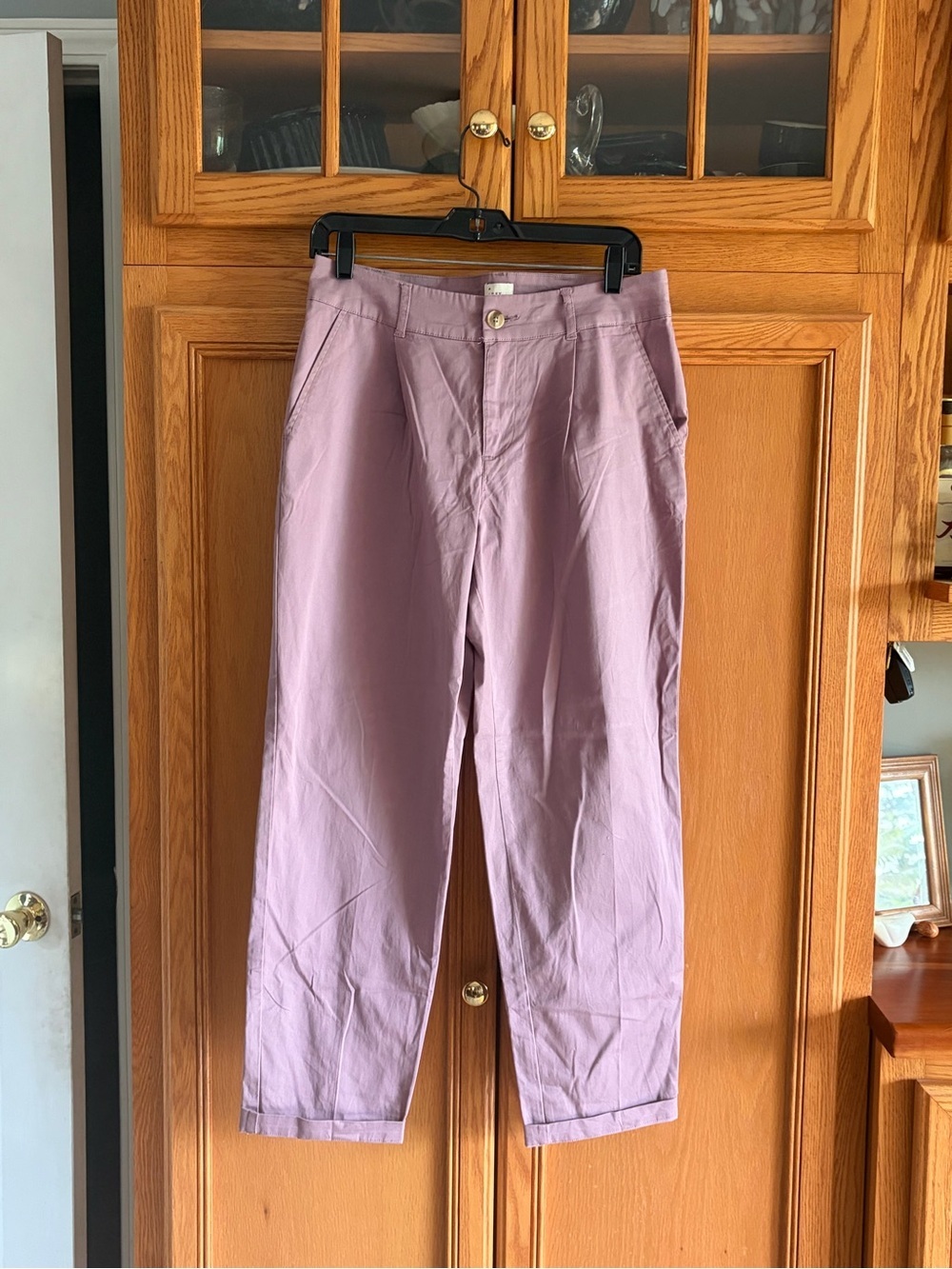 a new day Lavender women’s pleated front Chinos pants size 8